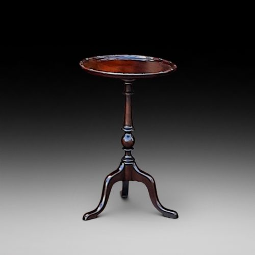 Edwardian Mahogany Occasional Lamp Table