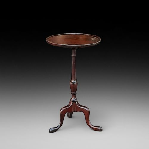Small Edwardian Mahogany Lamp Table