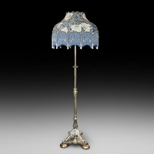 Early 20thc Adam Style Brass Standard Oil Lamp