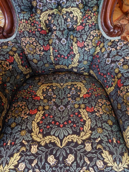 VICTORIAN MAHOGANY SCROLL FRAME ARMCHAIR - ADDITIONAL PHOTO 9