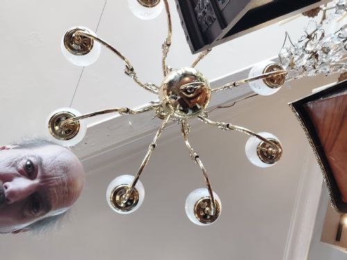 EARLY 20THC DUTCH BRASS 8 ARM CHANDELIER - ADDITIONAL PHOTO 5