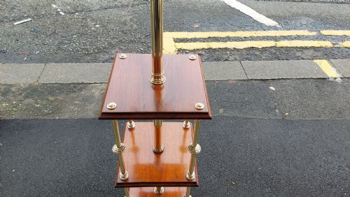 PAIR OF EARLY 20THC BRASS AND MAHOGANY CANTERBURYLAMP STANDARDS - ADDITIONAL PHOTO 5