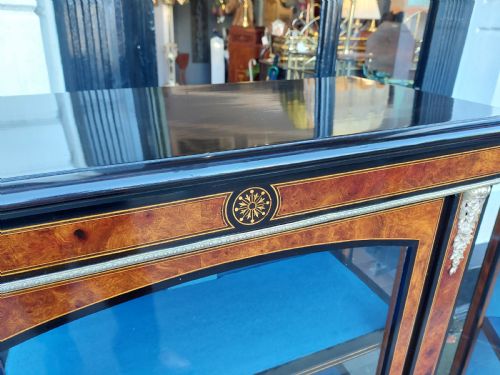 PAIR OF VICTORIAN MARQUETRY EBONY FRAMED BURR WALNUT DISPLAY CABINETS - ADDITIONAL PHOTO 4