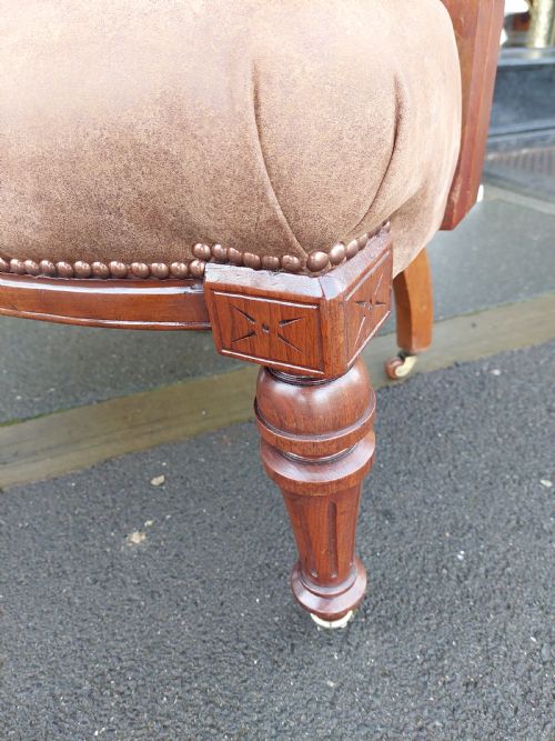 LATE 19THC WALNUT CAPTAINS CHAIR - ADDITIONAL PHOTO 5