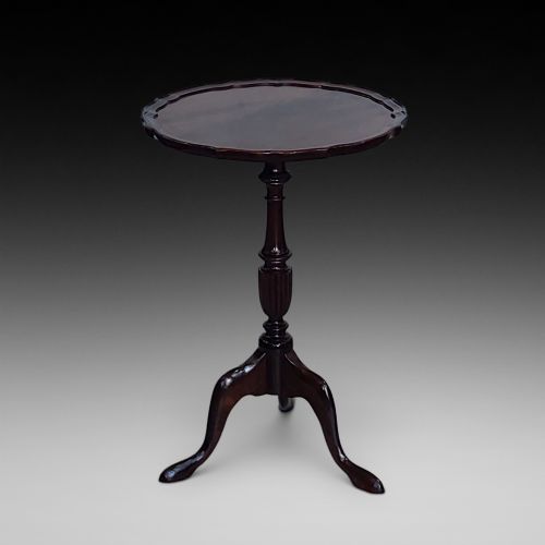 Mahogany Lamp Table