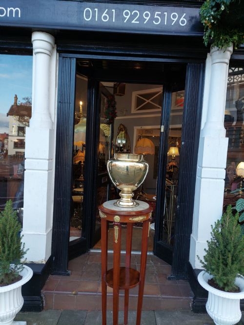 VICTORIAN BRASS PLANTER - ADDITIONAL PHOTO 4