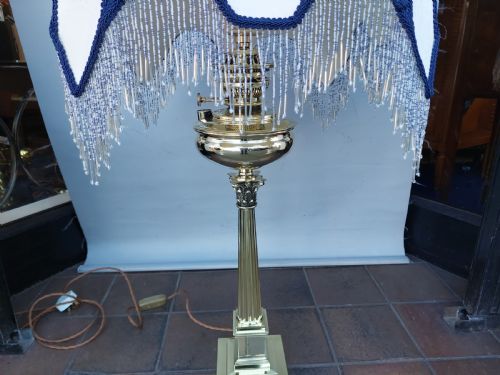 LATE 19THC BRASS OIL LAMP WITH CORINTHIAN COLUMN - ADDITIONAL PHOTO 2