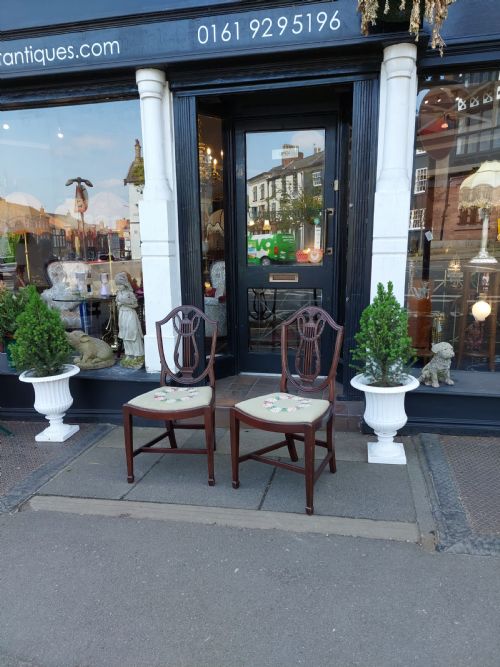 SET OF SIX LATE 19THC MAHOGANY HEPPLEWHITE CHAIRS - ADDITIONAL PHOTO 1