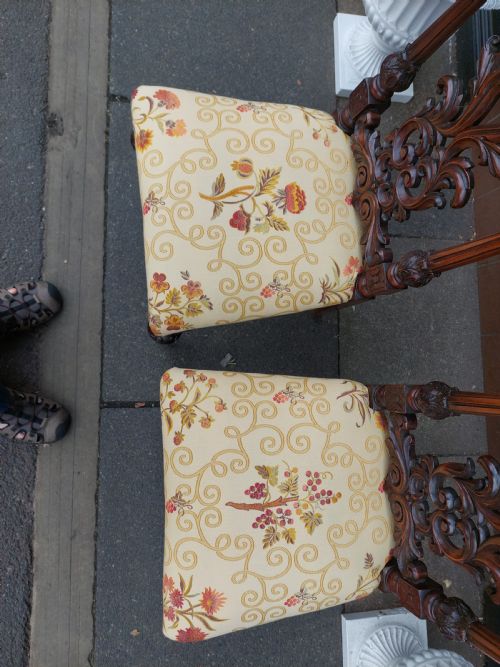 PAIR OF 19THC CARVED WALNUT SIDE CHAIRS - ADDITIONAL PHOTO 3