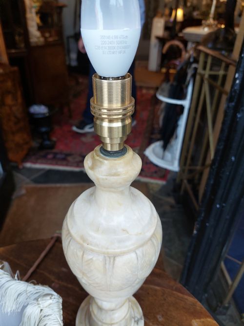 PAIR OF EARLY 20THC MARBLEEFFECT ALABASTER TABLE LAMPS - ADDITIONAL PHOTO 6