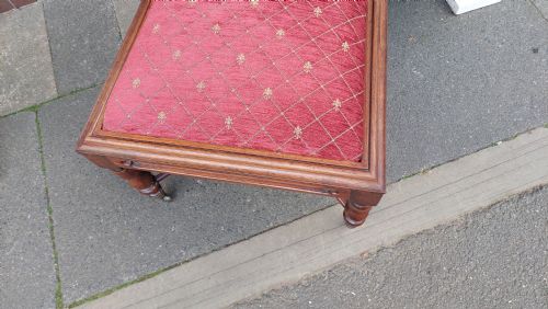 EARLY GOTHIC REVIVAL SOLID ROSEWOOD NURSING CHAIR - ADDITIONAL PHOTO 3