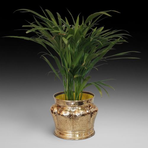 ARTS AND CRAFTS BEATEN BRASS PLANTER C1900 - ADDITIONAL PHOTO 1