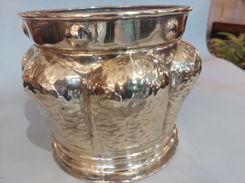 ARTS AND CRAFTS BEATEN BRASS PLANTER C1900 - ADDITIONAL PHOTO 5