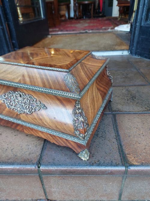 VICTORIAN KINGWOOD JEWELLERY BOX - ADDITIONAL PHOTO 3