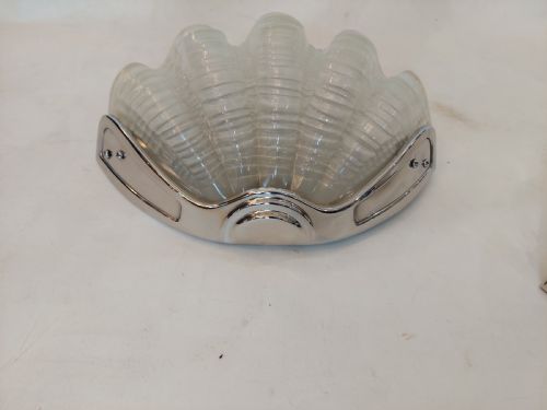 SUITE OF ART DECO CLAM SHELL FROSTED GLASS LIGHTS - ADDITIONAL PHOTO 3