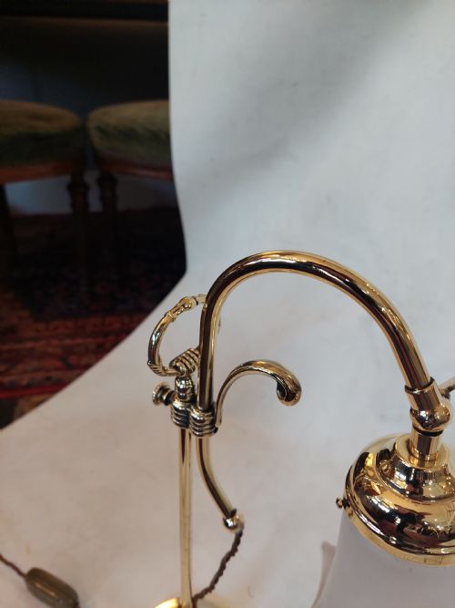 PAIR OF EARLY 20THC BRASS SWAN NECK DESK LAMPS - ADDITIONAL PHOTO 3