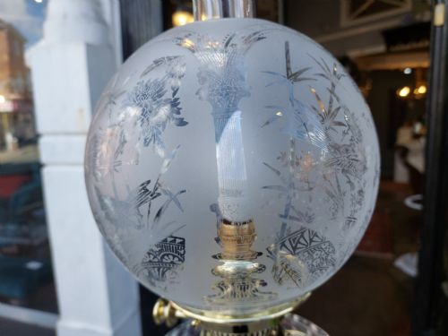 VICTORIAN BRASS OIL LAMP BY HINKS OF BIRMINGHAM - ADDITIONAL PHOTO 3