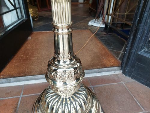 VICTORIAN BRASS EXTENDING STANDARD OIL LAMP BY HINKS OF B'HAM - ADDITIONAL PHOTO 6