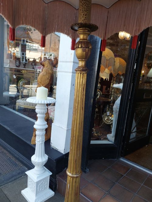 GILTWOOD STANDARD LAMP IN NEOCLASSICAL ADAM MANNER - ADDITIONAL PHOTO 5