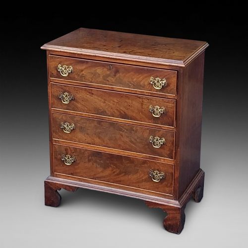 19thc Diminutive Georgian Style Mahogany Chest of Drawers