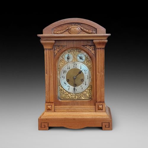 Oak and Brass Face Bracket Mantel Clock