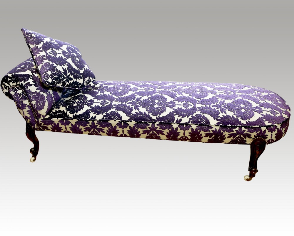 Late 19th century mahogany day bed
