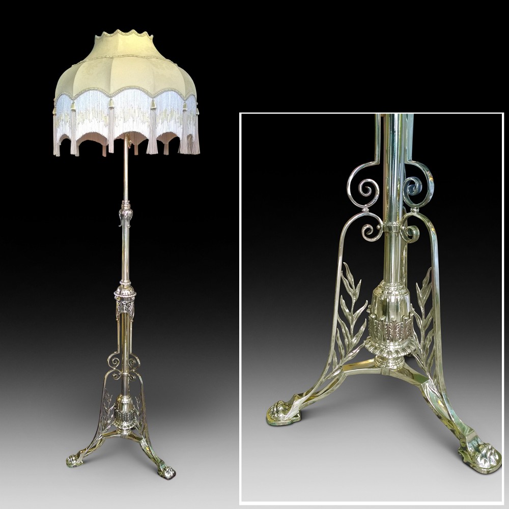 Victorian Brass Adjustable Oil Lamp