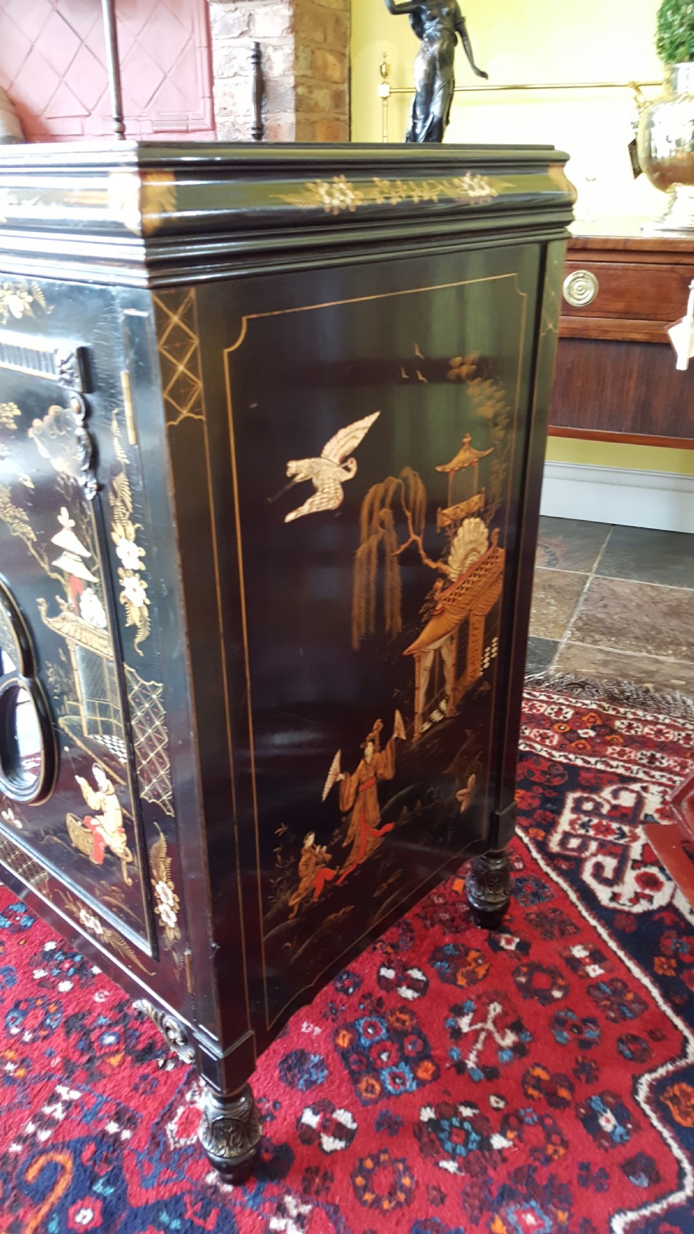 1920's Chinoiserie Cocktail Cabinet View VIII