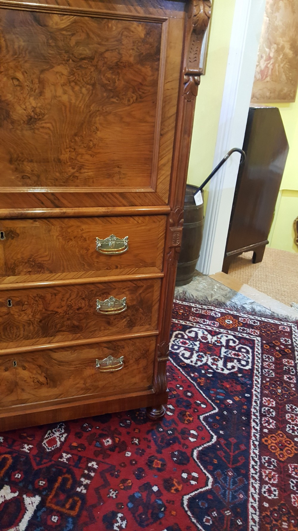 Scandinavian Burr Walnut Escoitaire View VIII