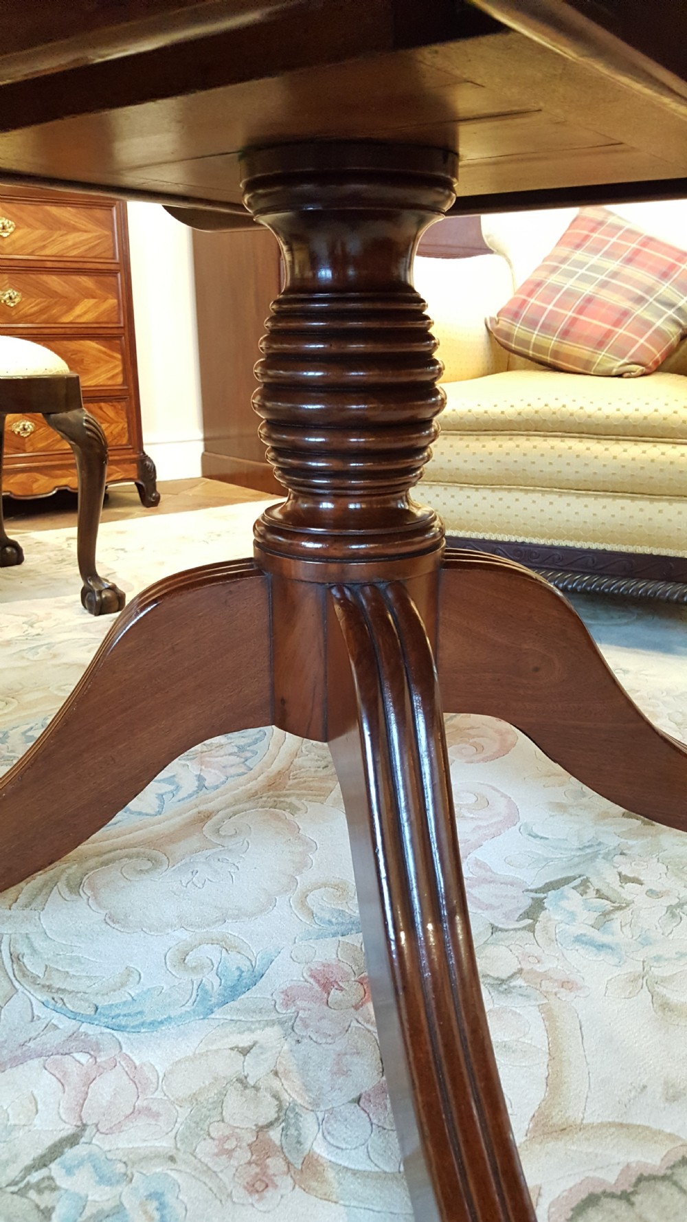 George IV Mahogany and Rosewood Banded Breakfast Table View VI