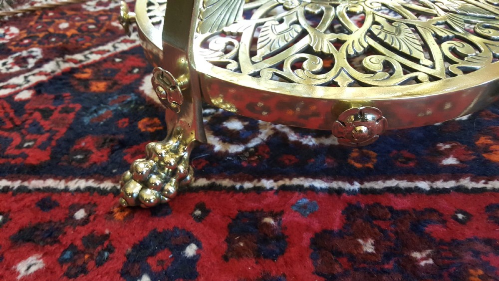 Aesthetic period brass standard lamp View VI