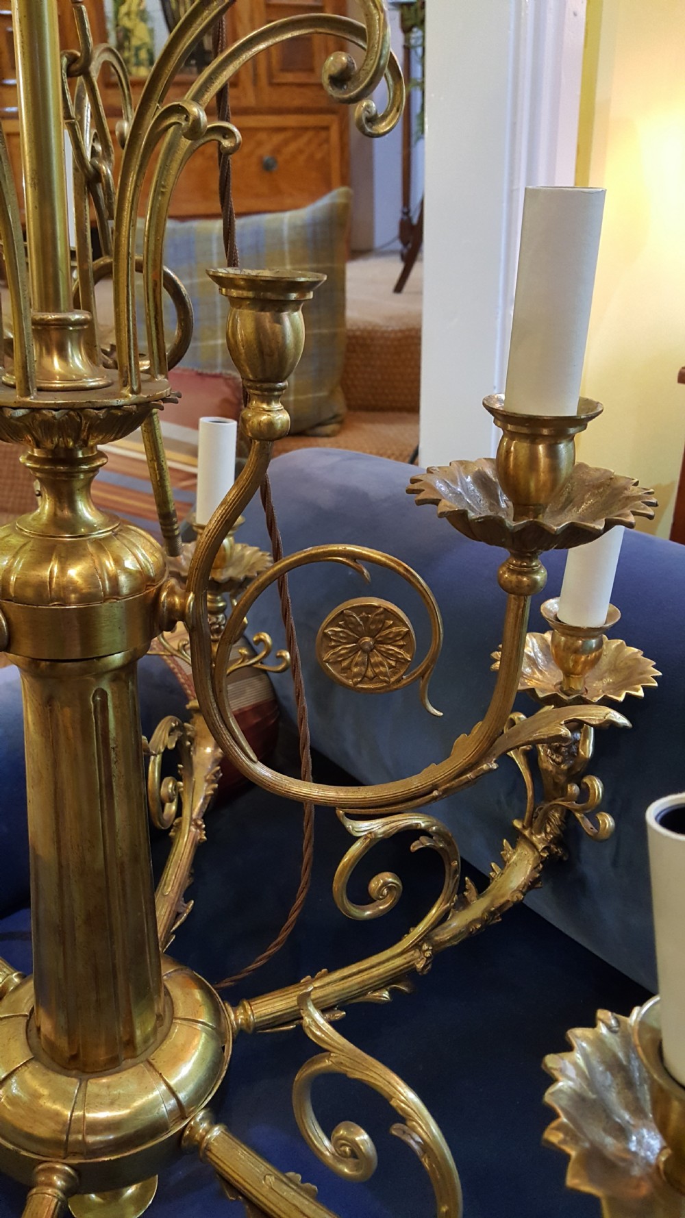 Late 19th Century Gilt Bronze Chandelier View IV