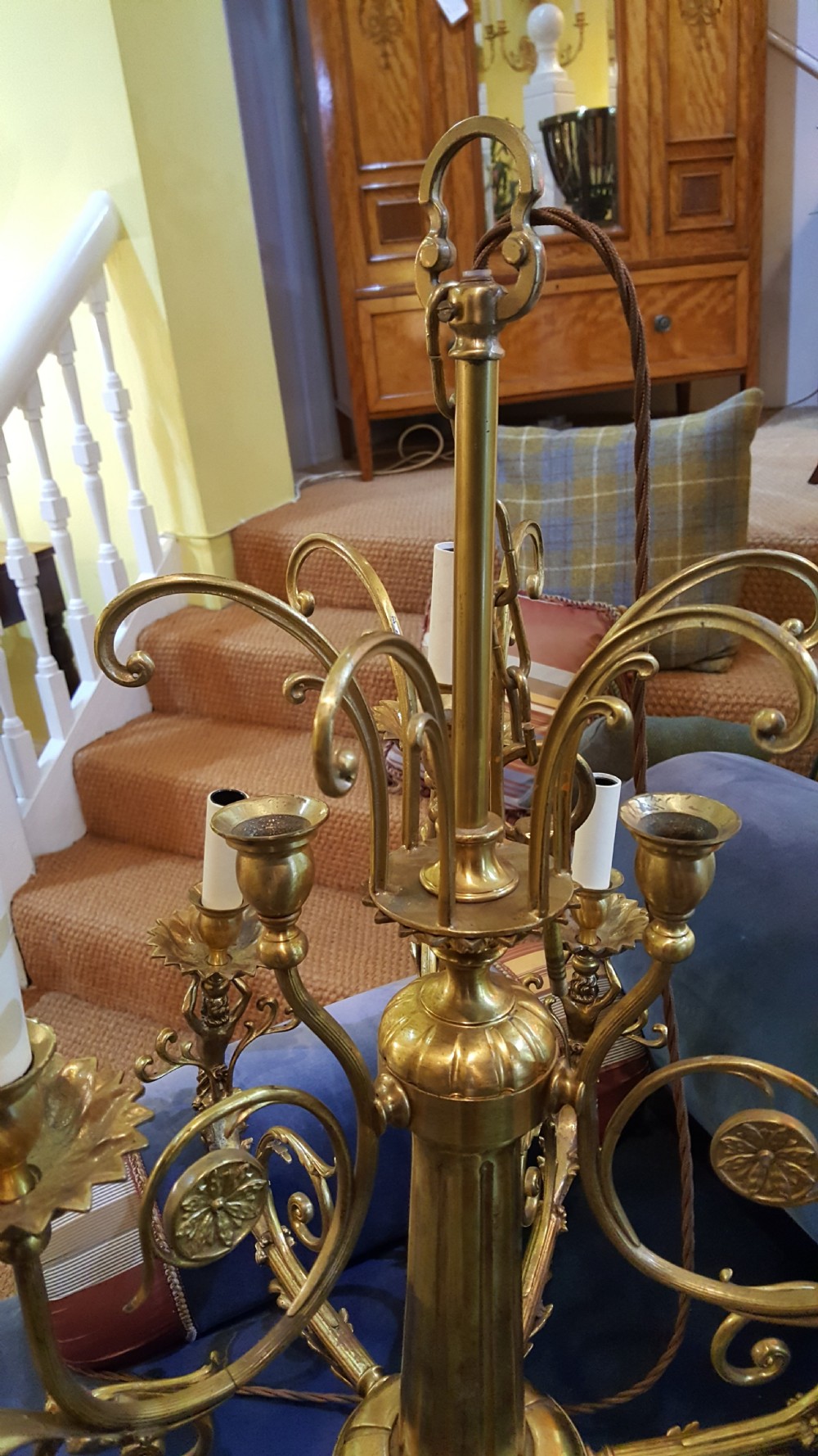 Late 19th Century Gilt Bronze Chandelier View VII