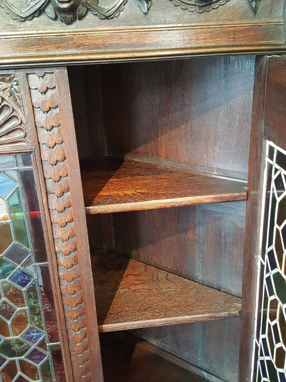 Late19thC Flemish Carved Oak Corner Cabinet View VII