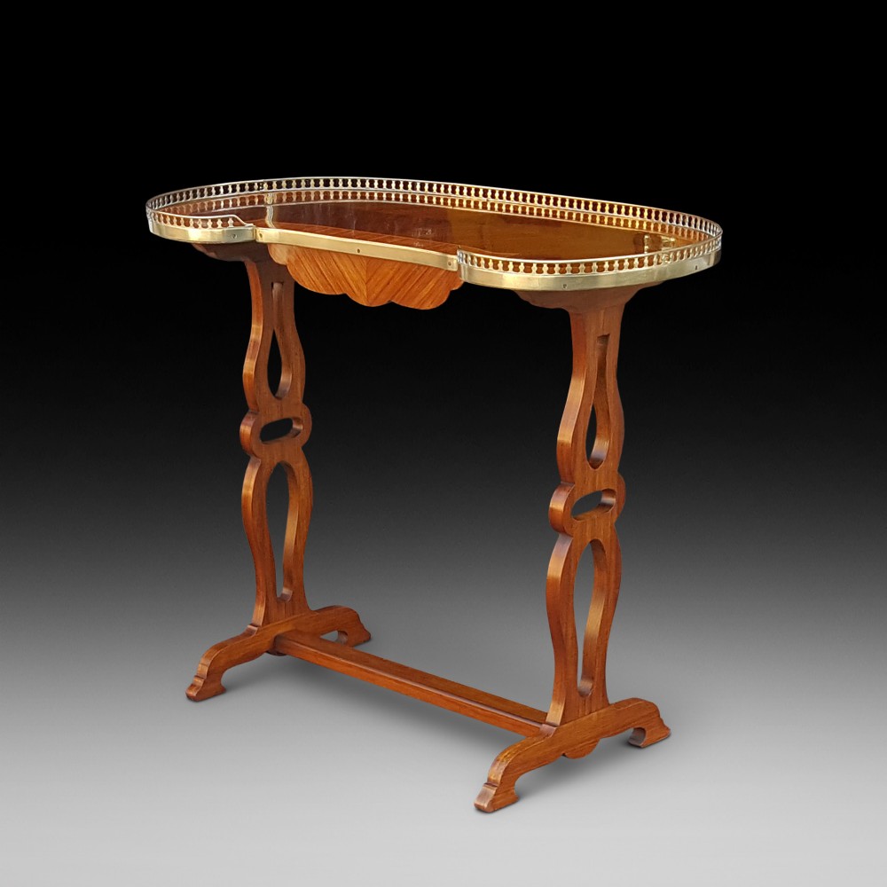 Edwardian tulipwood crossbanded kidney shaped hall table
