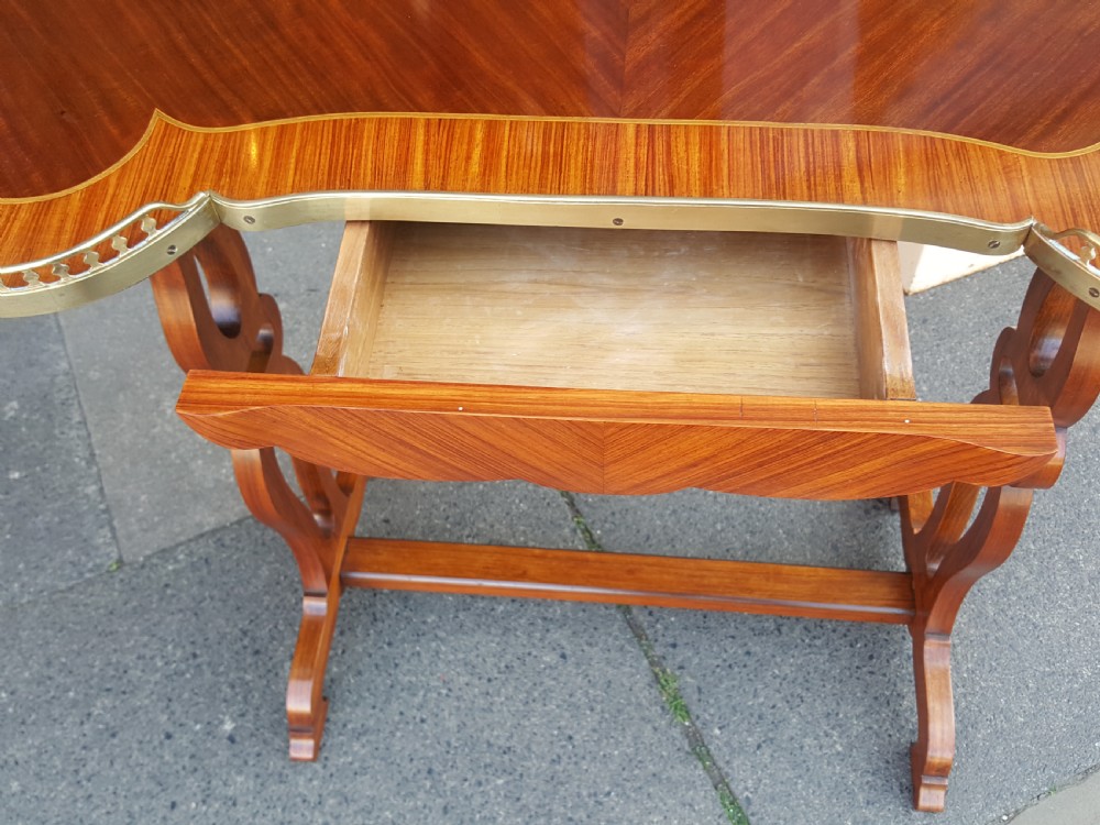 Edwardian tulipwood crossbanded kidney shaped hall table View V