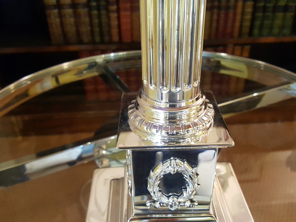 Corinthian Column Table Lamp View IV