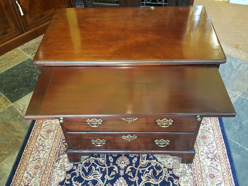 Mid 18thC Mahogany Bachelors Chest View VI