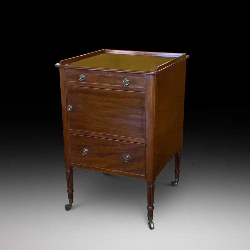 George III mahogany bedside cabinet
