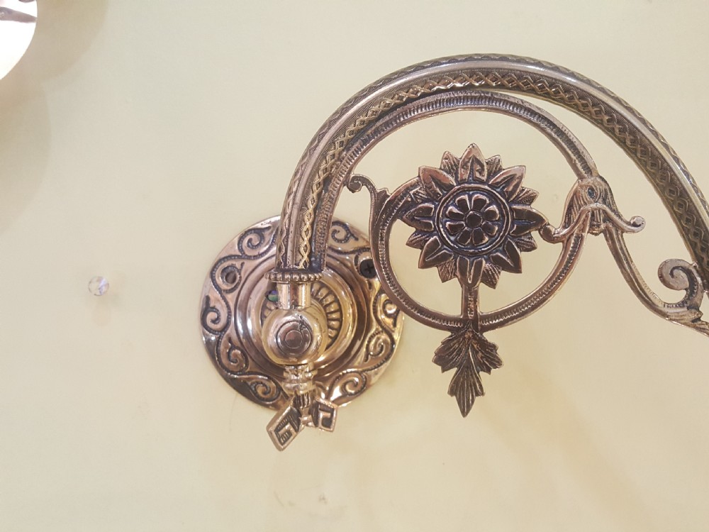 Pair of Victorian Lamps View IV