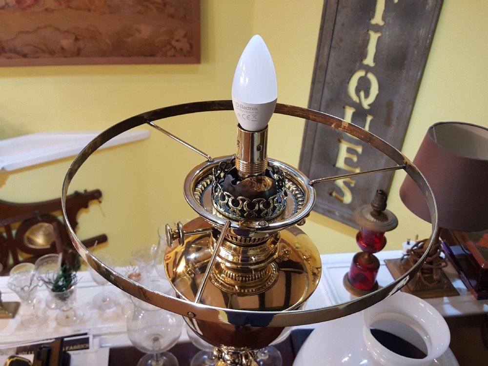 Victorian Brass Oil Lamp - Hinks and Sons View IX