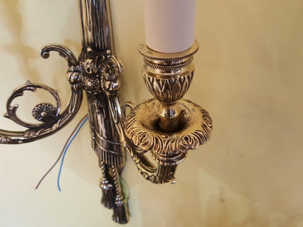 Three Brass Wall Lights of Neoclassical Form View VI