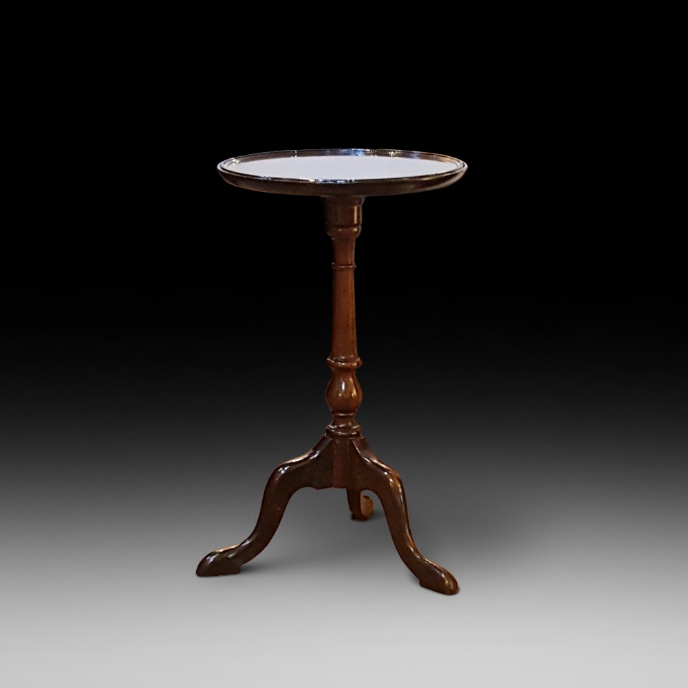 Edwardian Mahogany Lamp Table