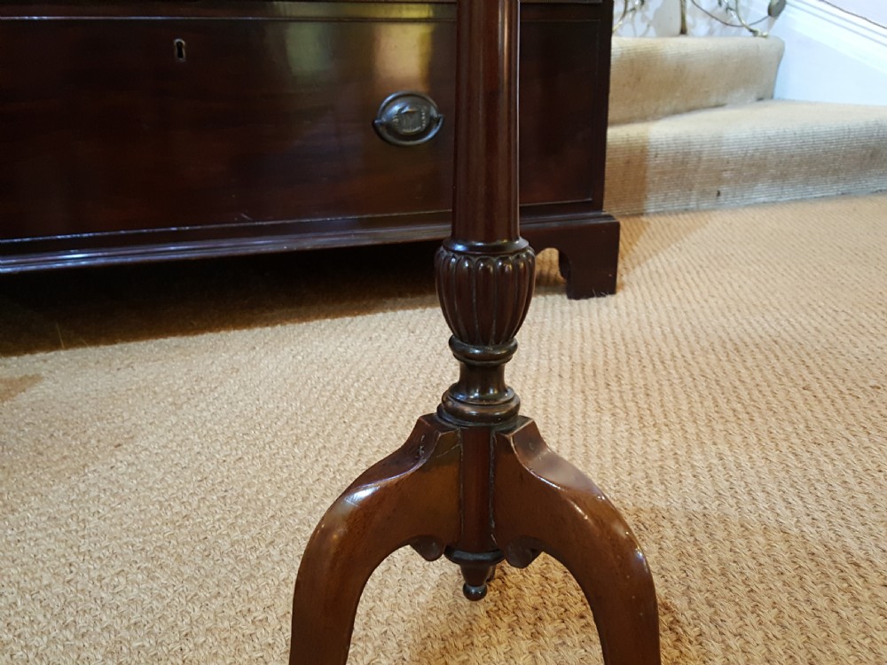 Early 20thC mahogany occaisional wine table View III