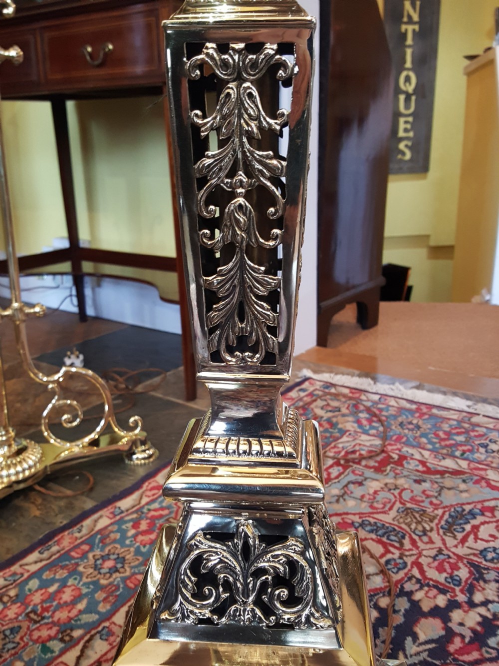 Victorian Brass Extending Standard Oil Lamp View IV