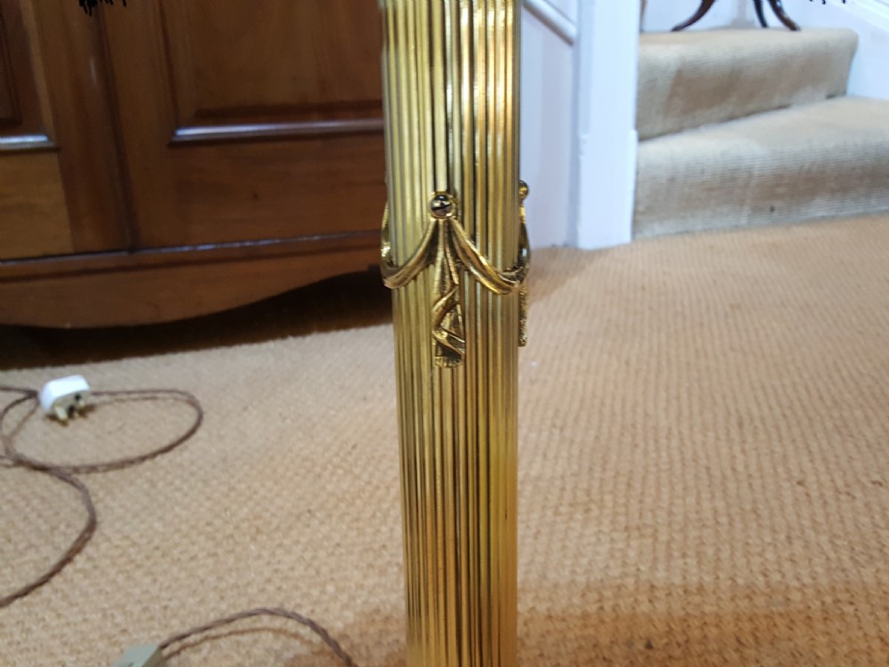 Late Victorian Brass Table Oil Lamp View V