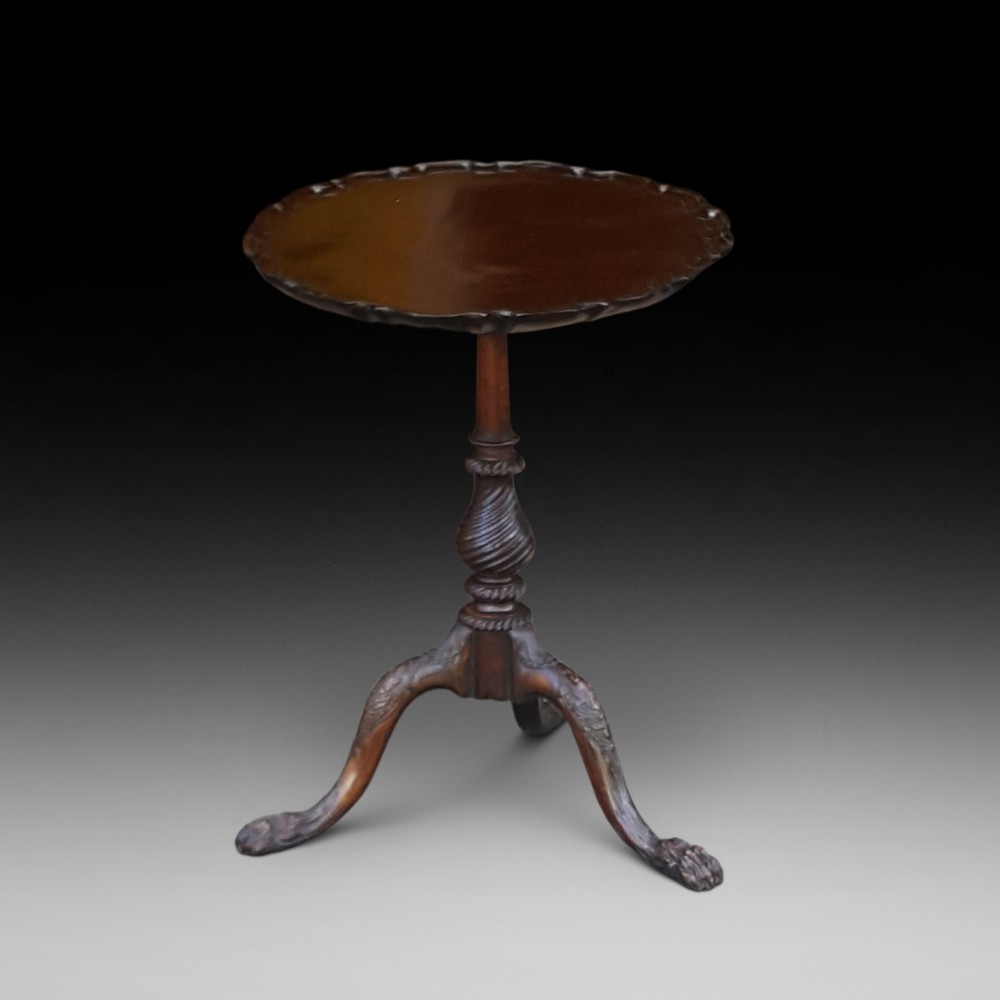 Edwardian mahogany oval side table