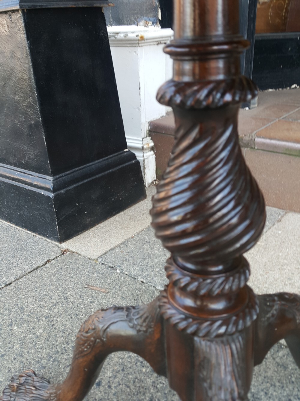 Edwardian mahogany oval side table View IV