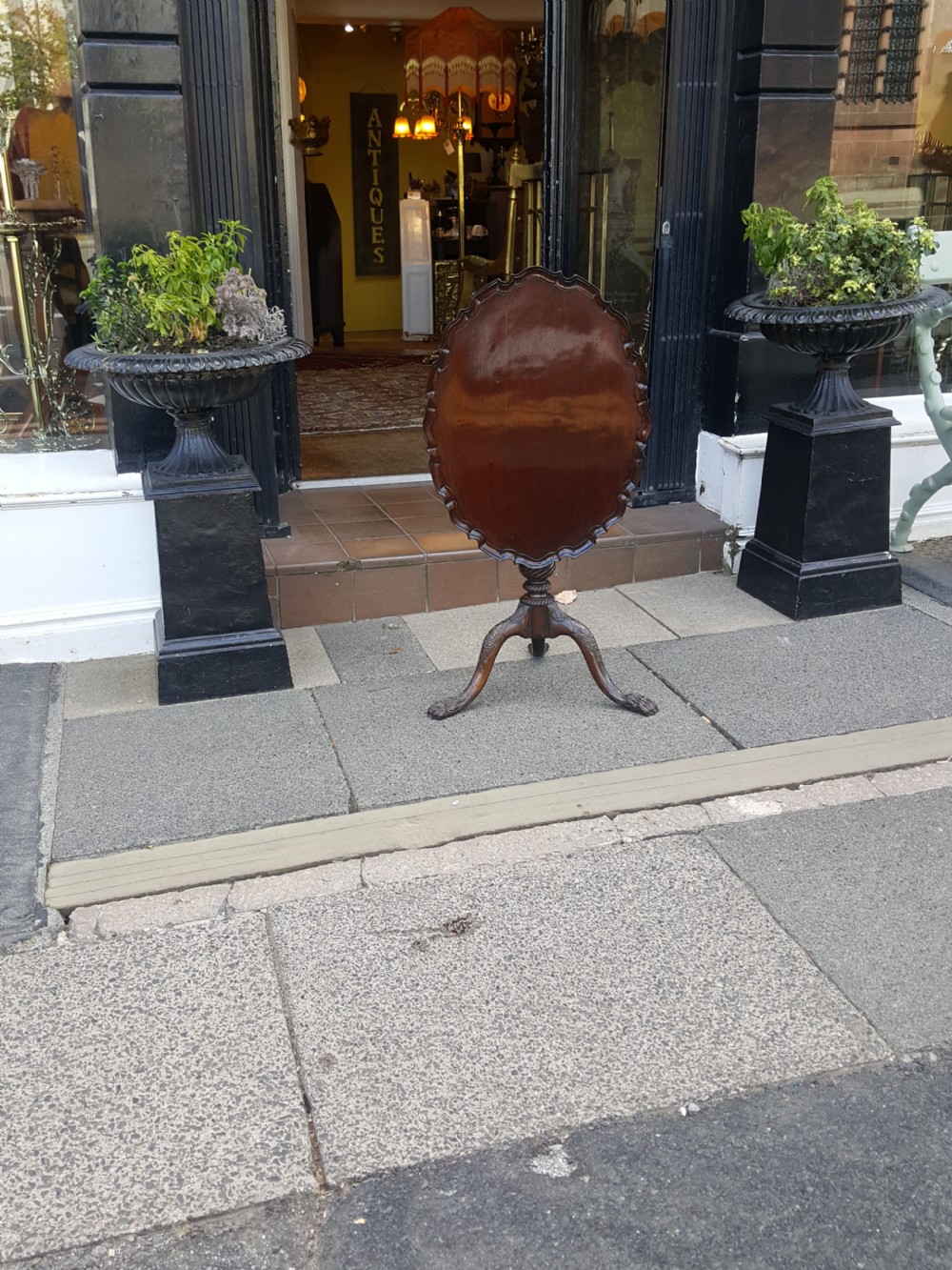 Edwardian mahogany oval side table View VI