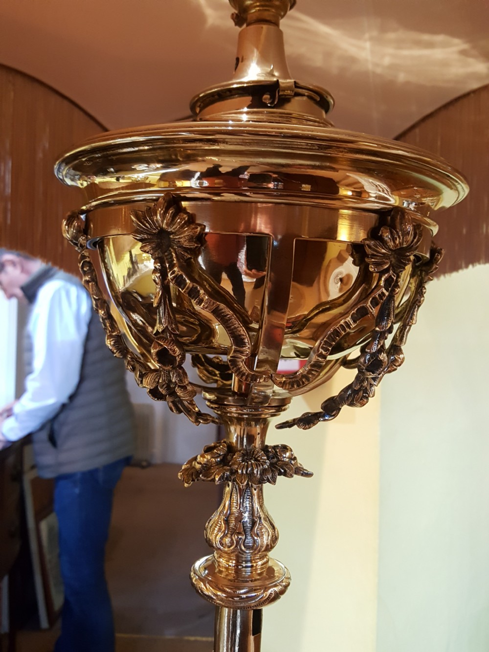 Edwardian Brass Adjustable Standard Oil Lamp View V